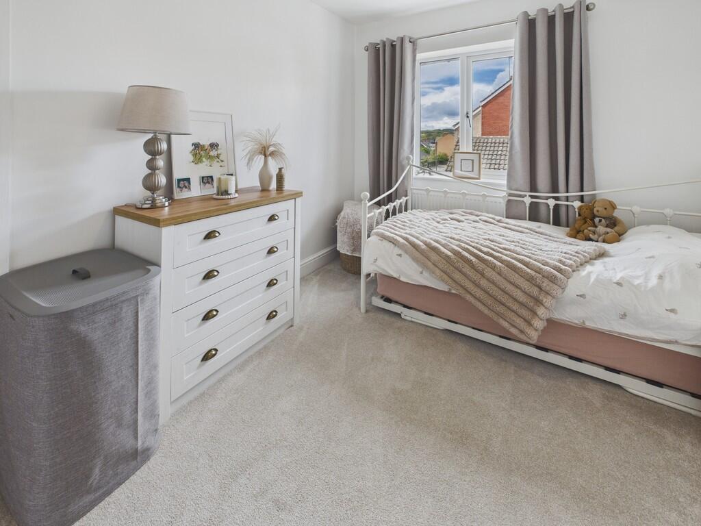 CAM04273G0-PR0190...