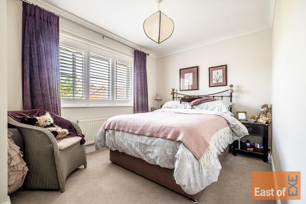 25 Well Oak Park ...