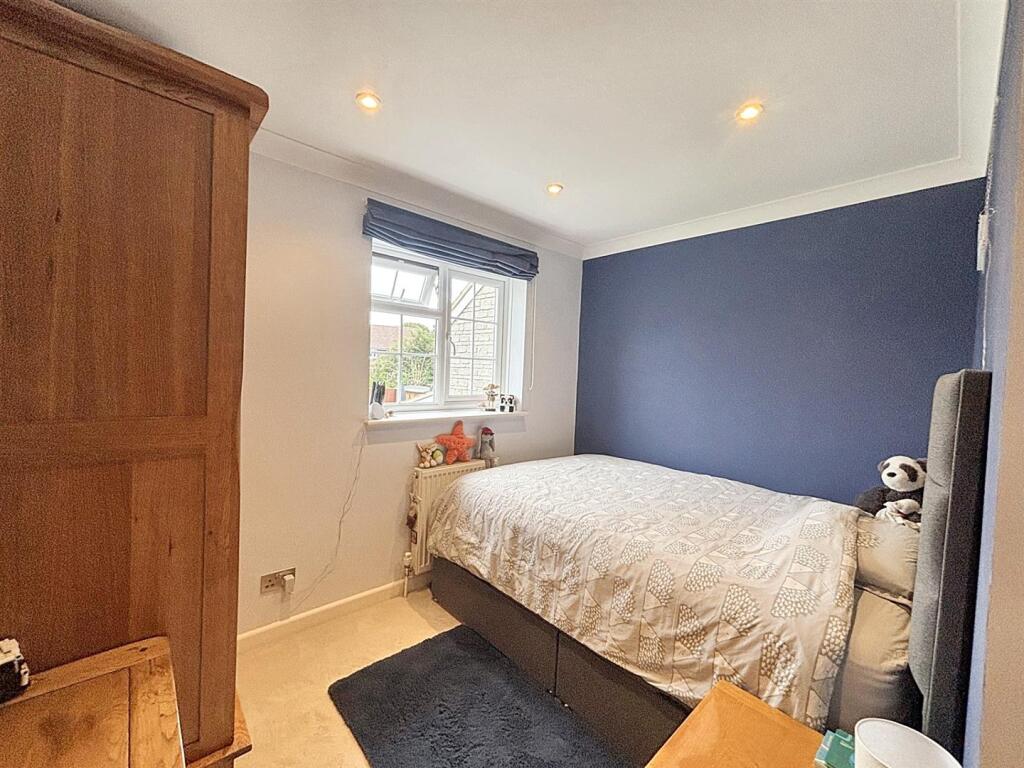 Bedroom 3.jpg
