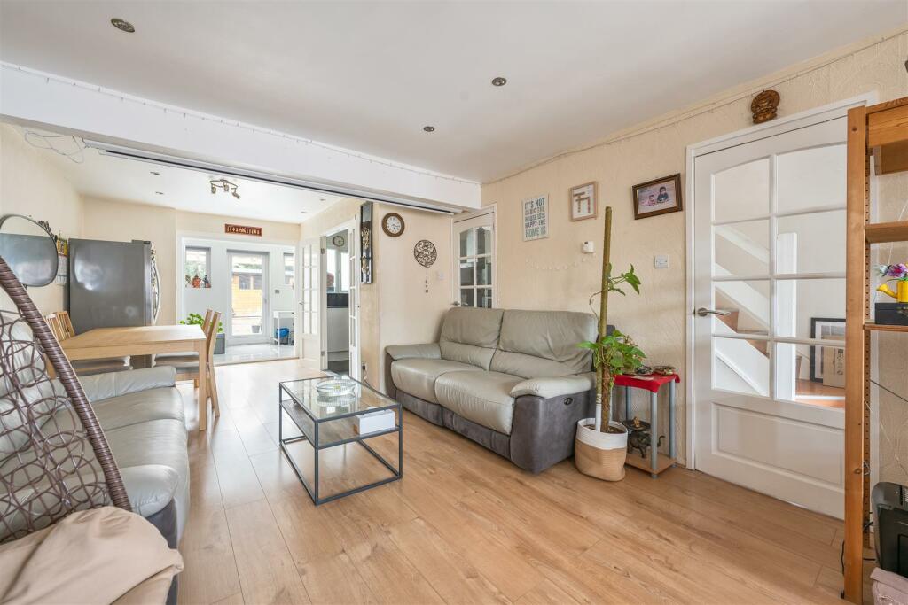 Burford Close