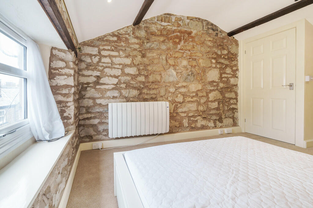 Attic Room/Occasi...