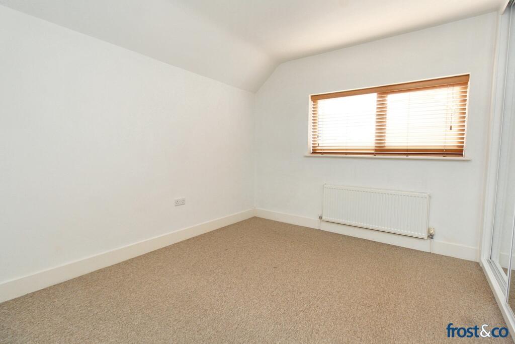 Bedroom 1 (1)