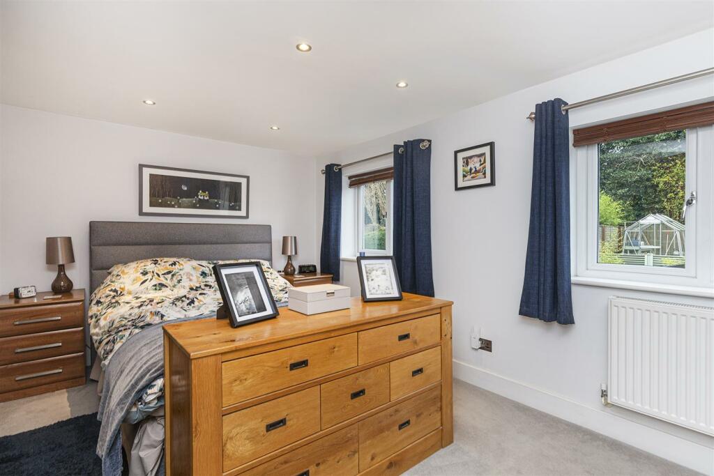 Bramleys Estate Agents - Blacksmiths Fold (35.).jp