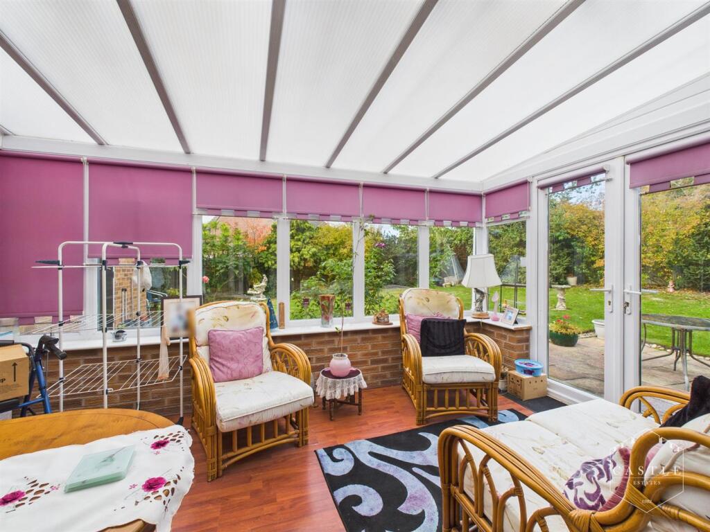 SUN ROOM