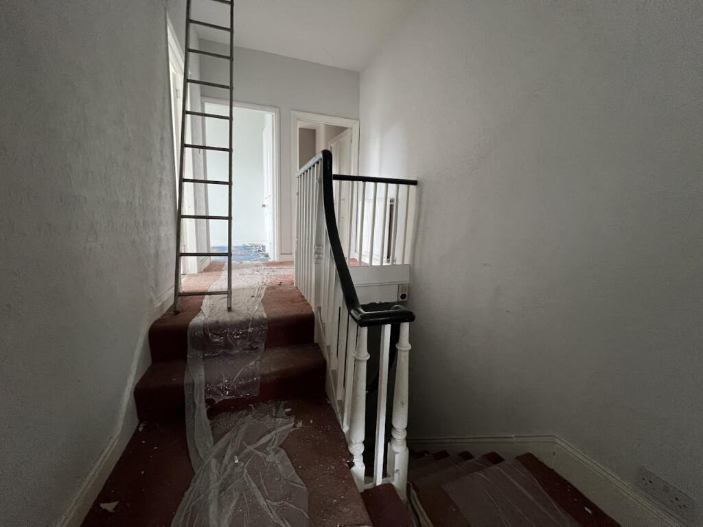 First Floor Flat Corridor