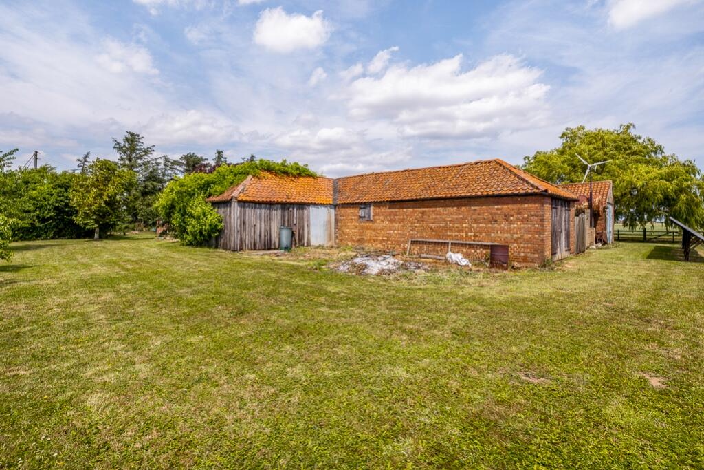 3 Marsh Farm (Fishtoft)-18