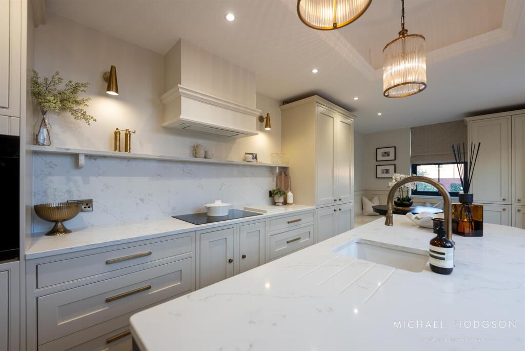 80 Ewesley Road-20.jpg