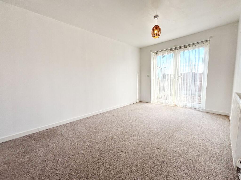 Lounge / dining room