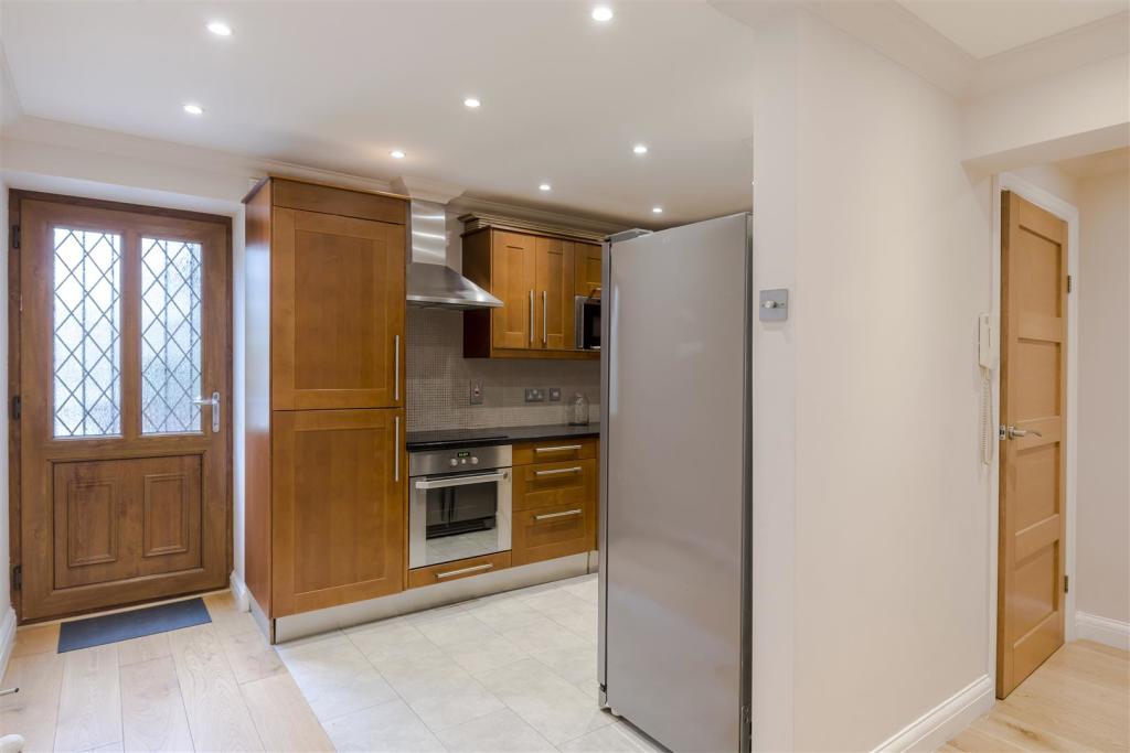 10 Bryan Court-15.jpg