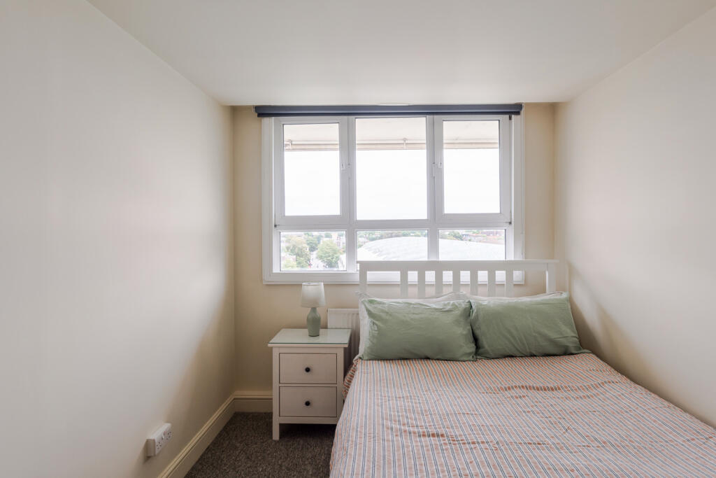 302943 - Flat 17, Edrich House-11.jpeg