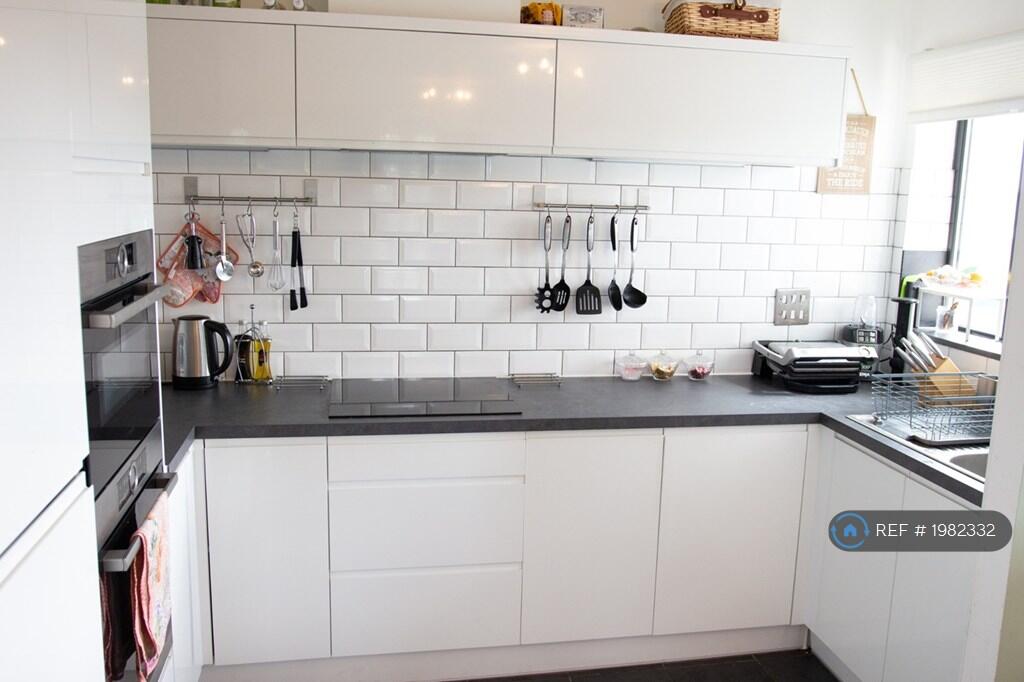 Kitchen 3