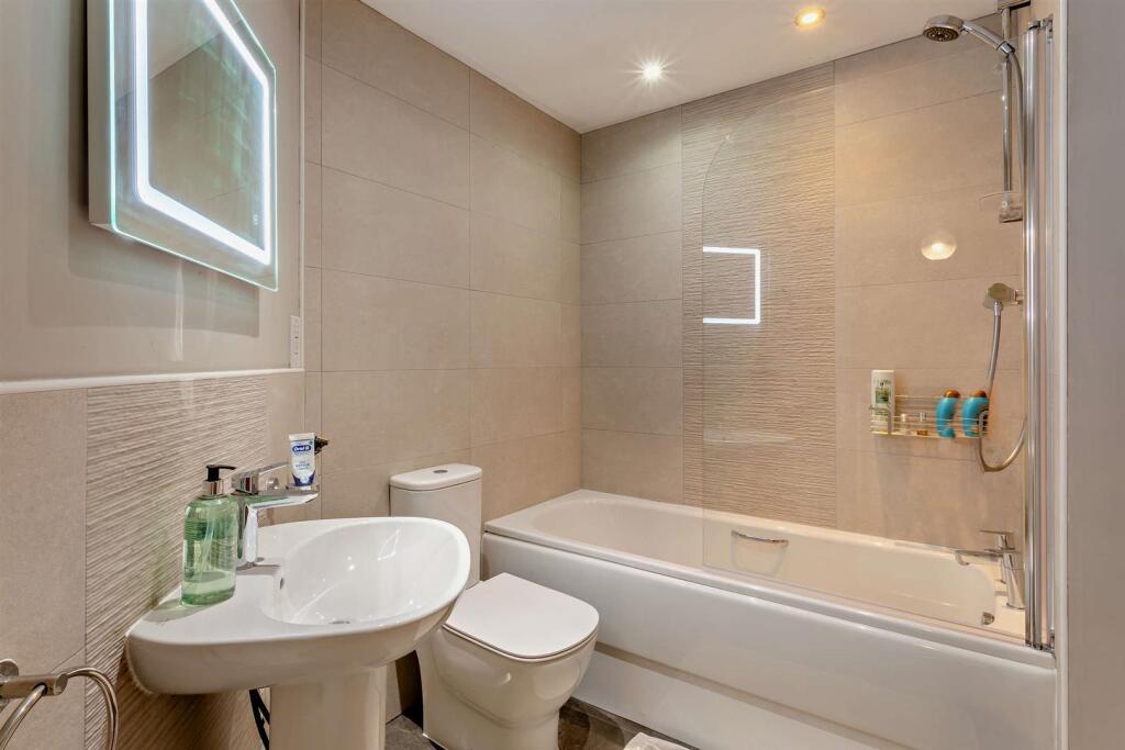 8647304-interior20-8