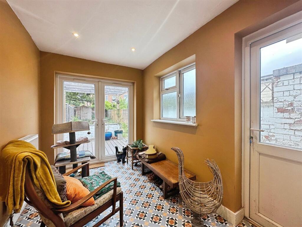 2b269b01--44D9-8FA2-A7E99B23C219-61138-000013E352E