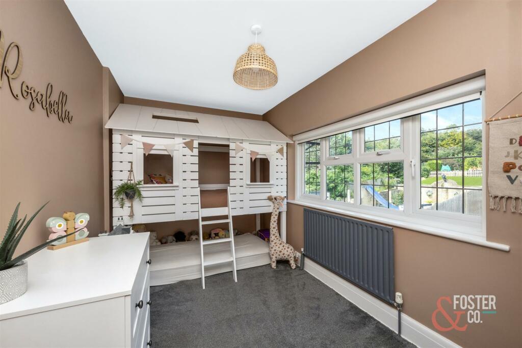 Woodland Drive 148-005.jpg