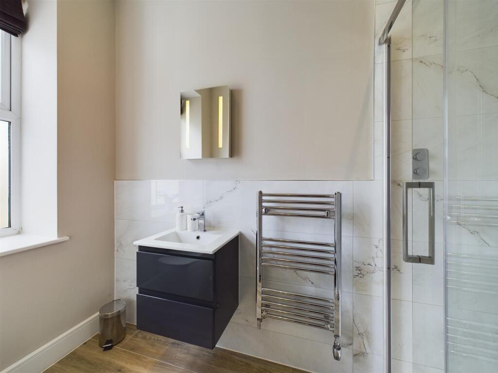 En Suite.jpg