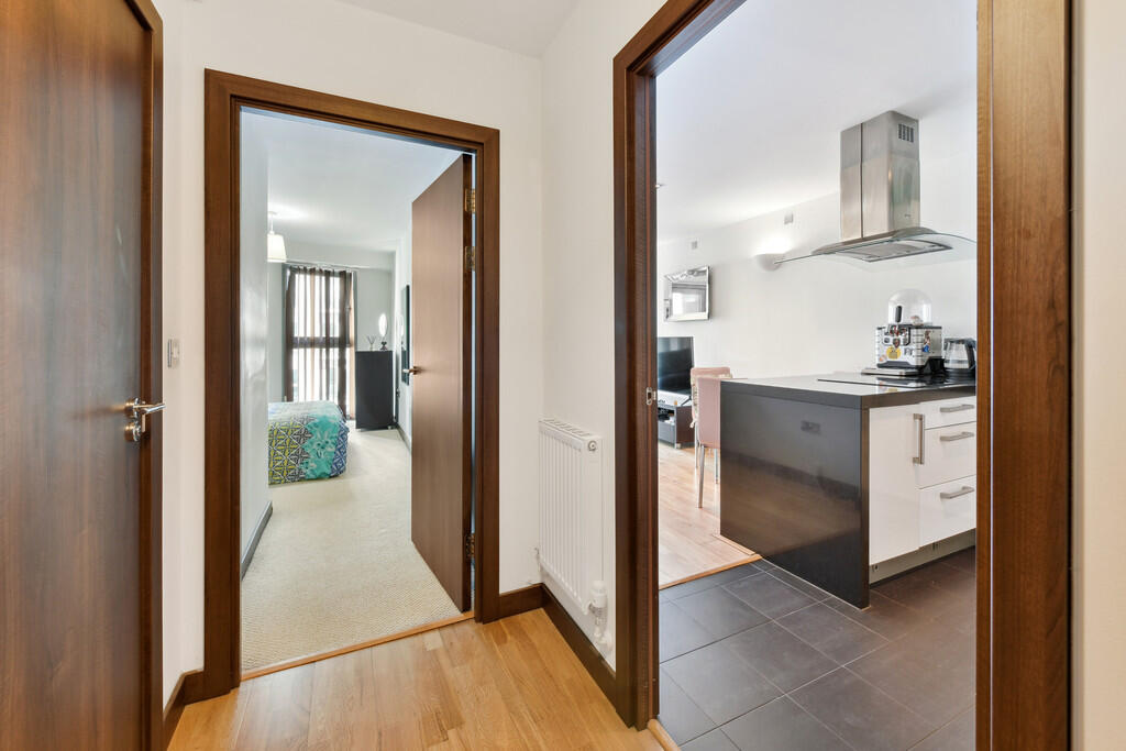 Vicentia Court, B...