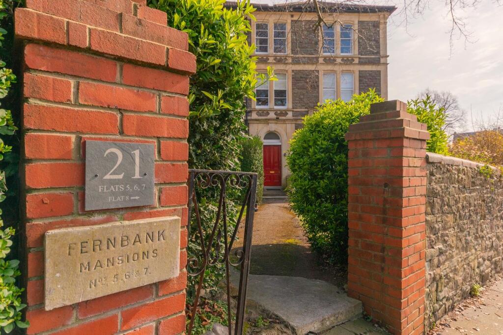 7F2R1RD - External B.jpg