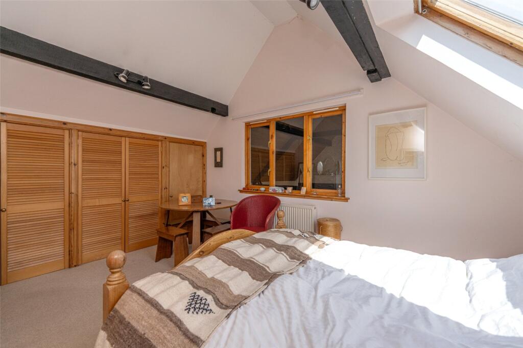 Bedroom 2 Alt