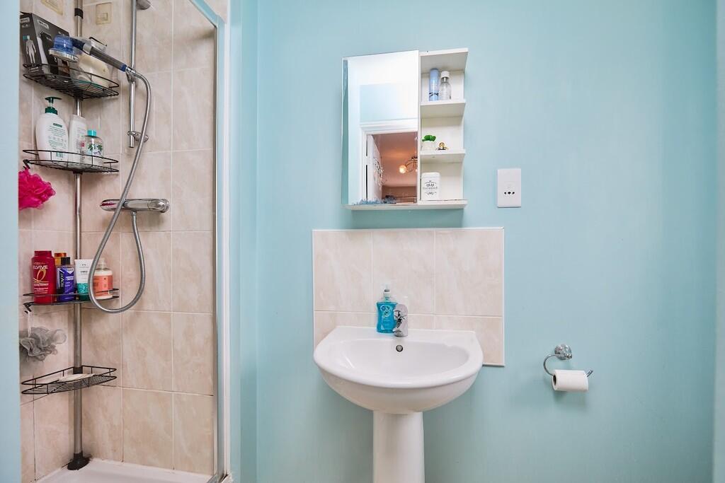 Edward Knight 202...