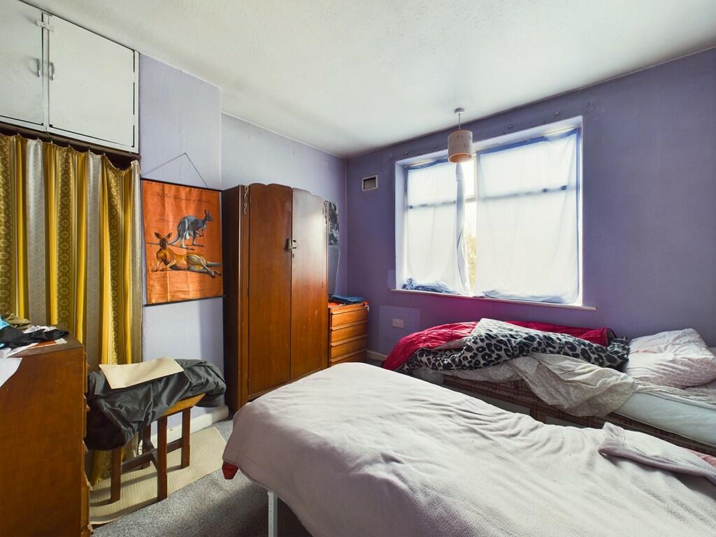 CAM02060G0-PR0252...