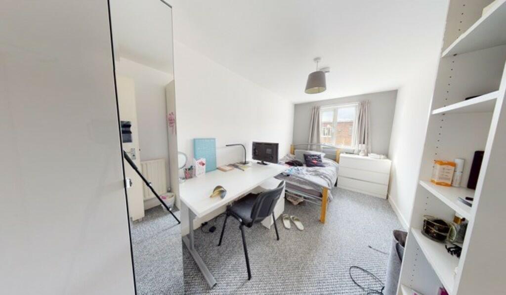 d35bad8e54be2efe8...