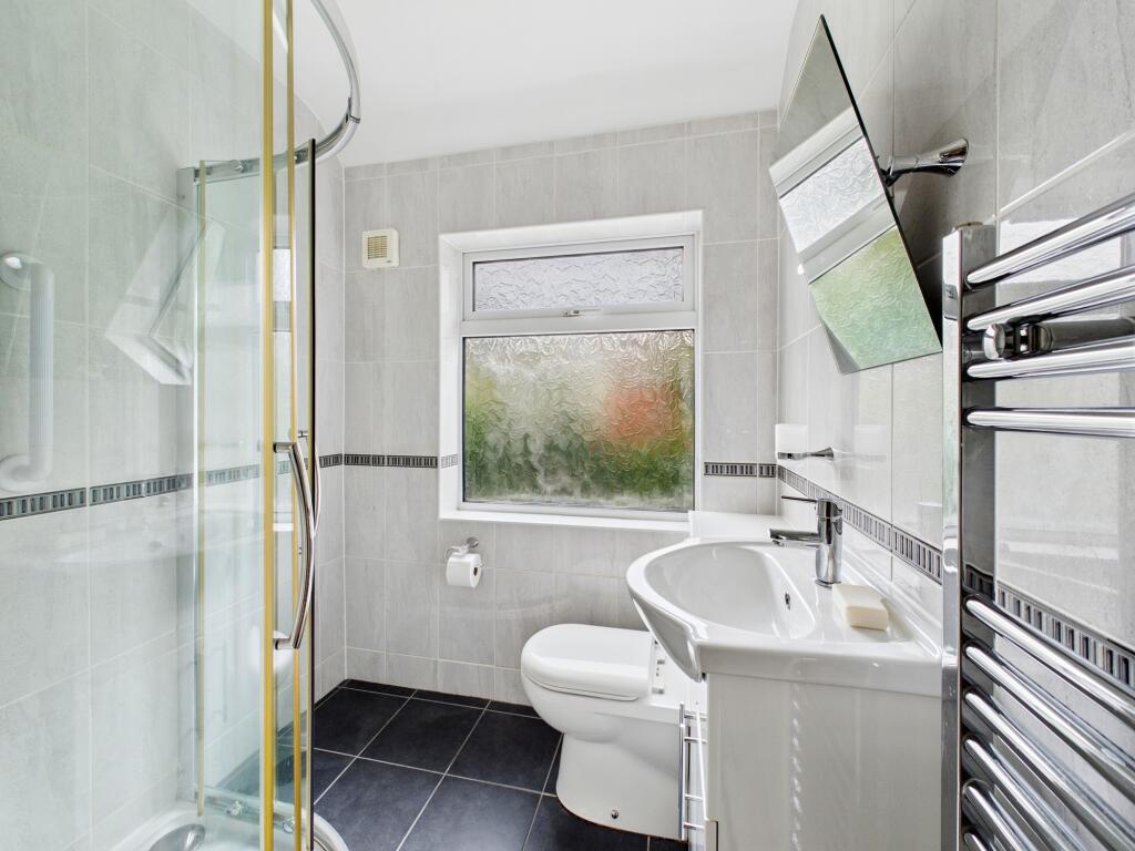 CAM05192G0-PR0100-STILL007