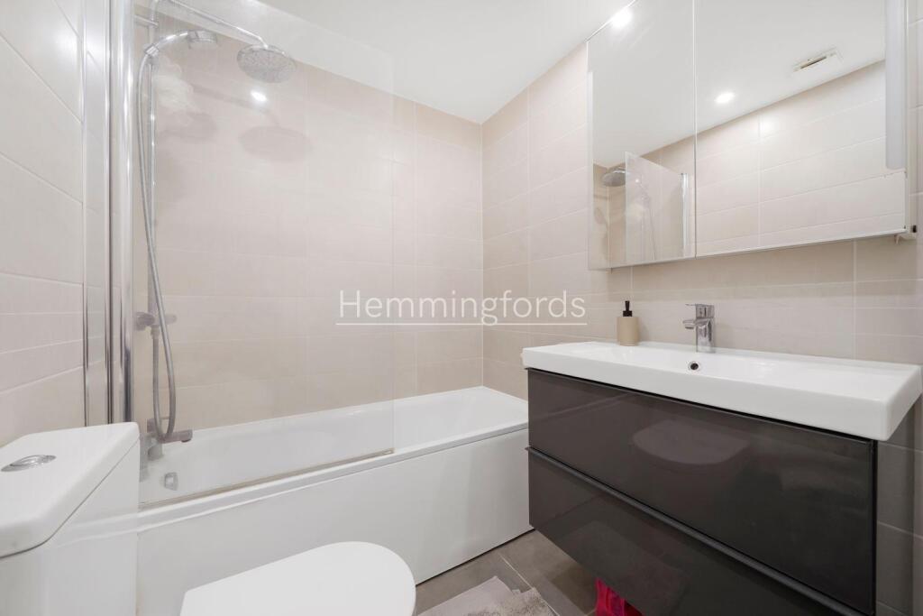 Flat 2, 142 Regents Park Road - NKJyqdRskWCqwRo7S7