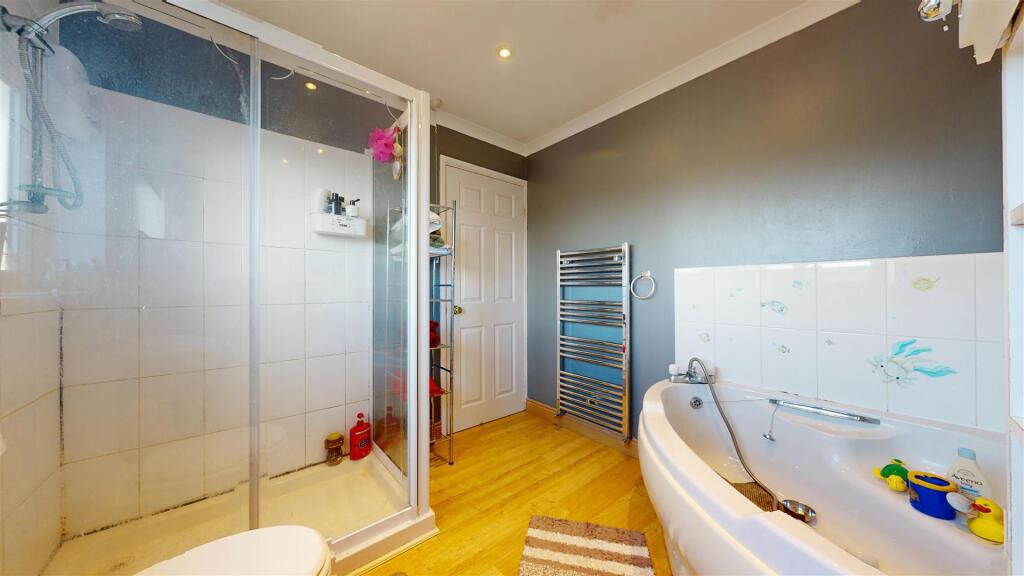 Markfield Crescent Bathroom