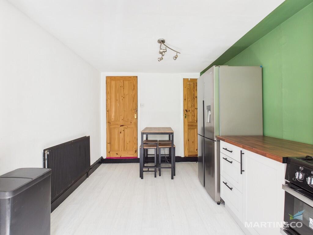 CAM03111G0-PR0344...