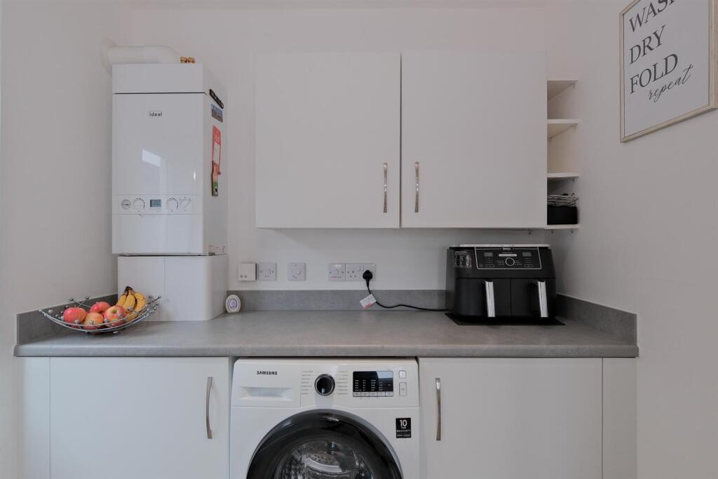 014-31 Ardencraig Terrace, Glasgow, G45 9BJ.jpg