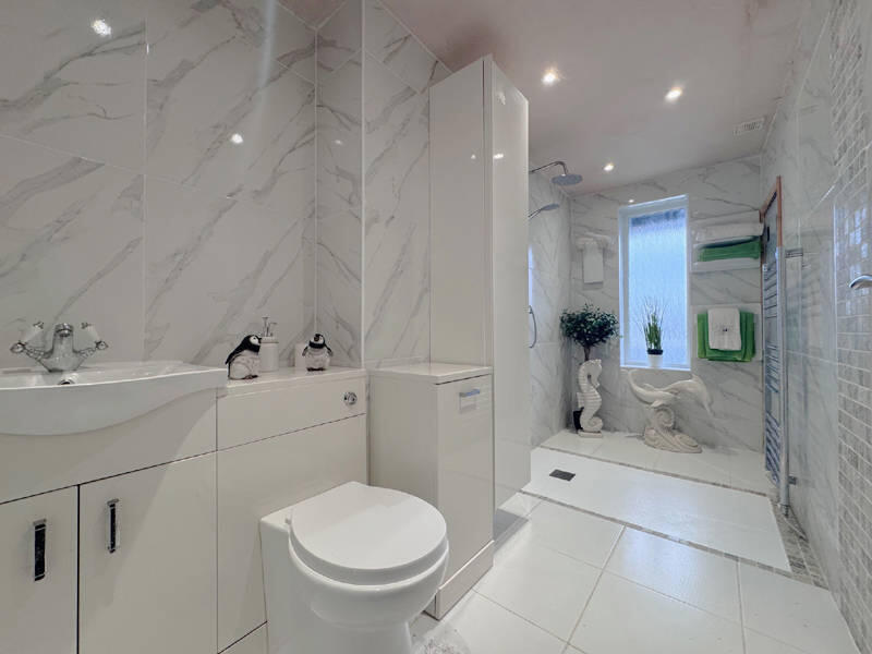 Ground Floor Bathroom