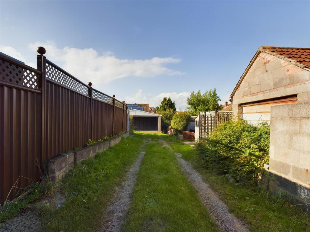 CAM02319G0-PR0026-ST