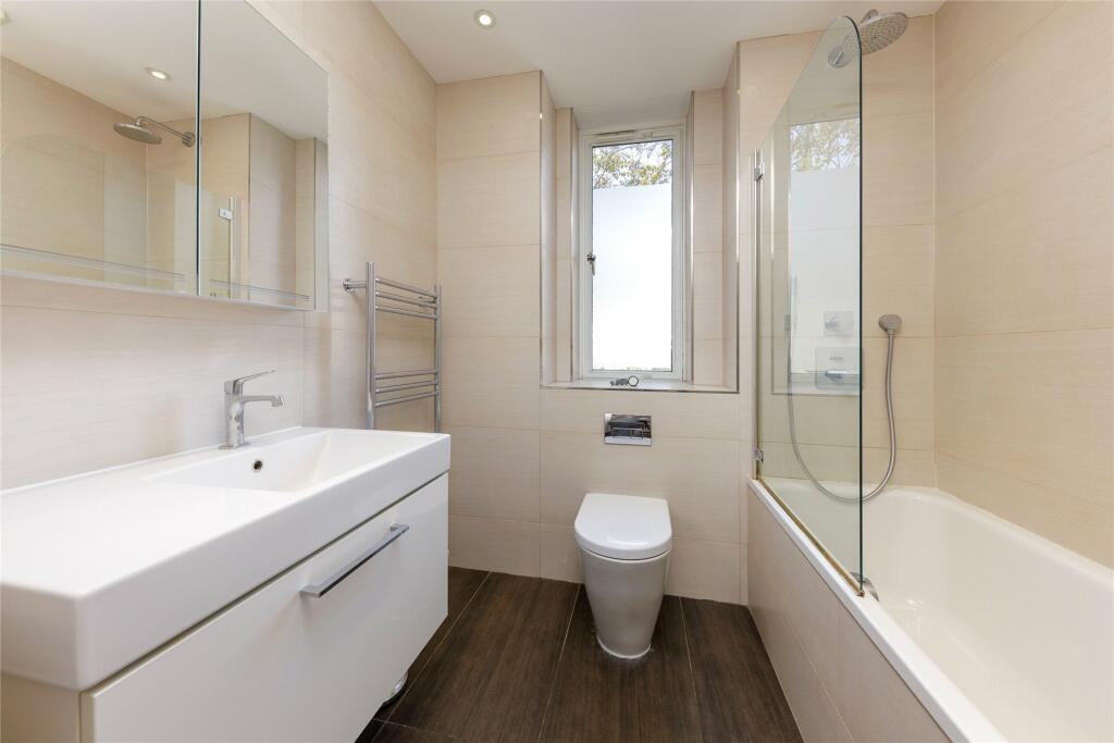2nd Bathroom