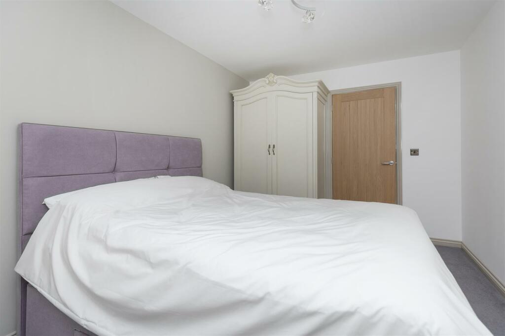 Bramleys Estate Agents - Hazel Fold - Queensbury (