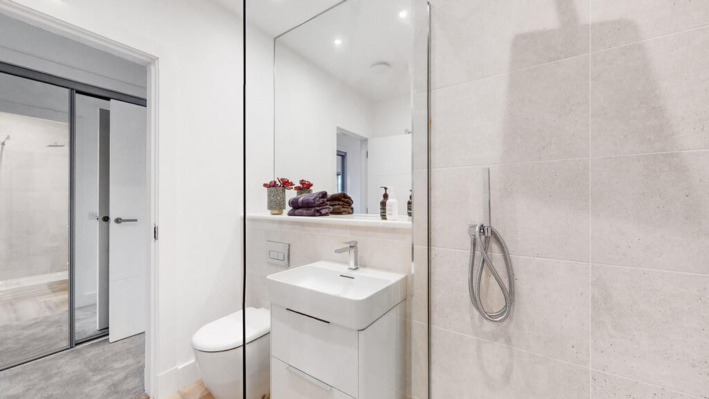 114-print-The Gat...