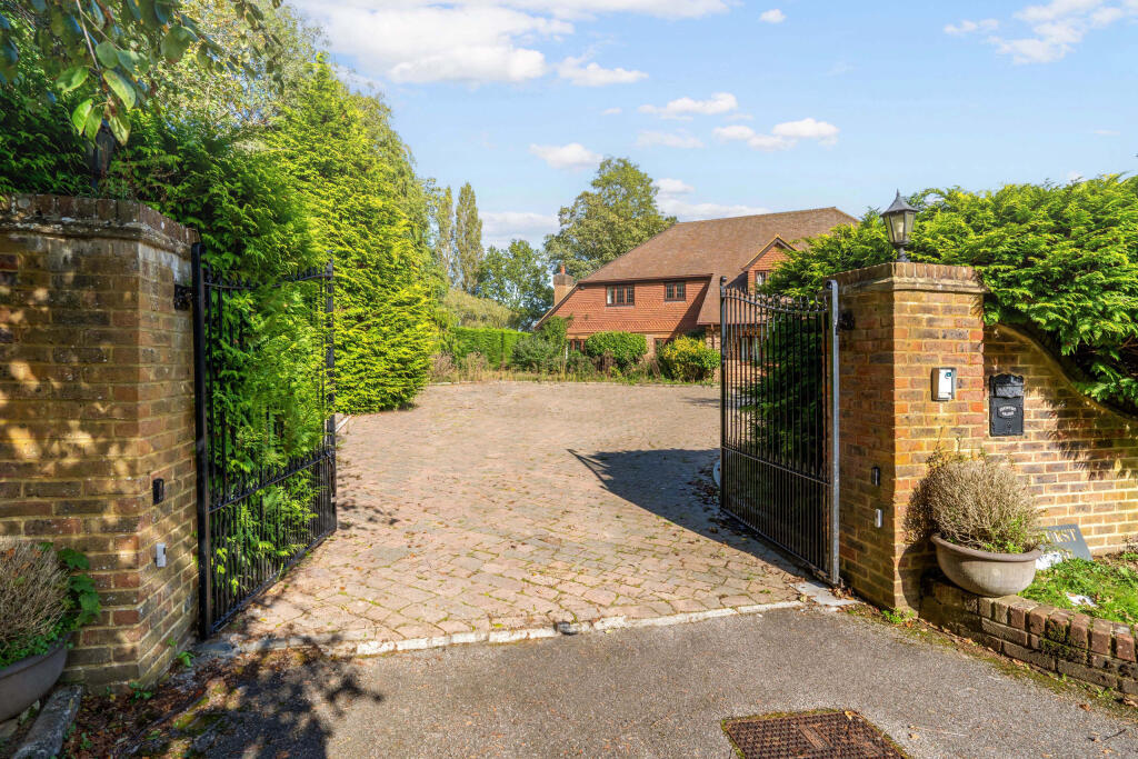 80463_Sendhurst-Grange-Woodhill-Send  (11)_ENH