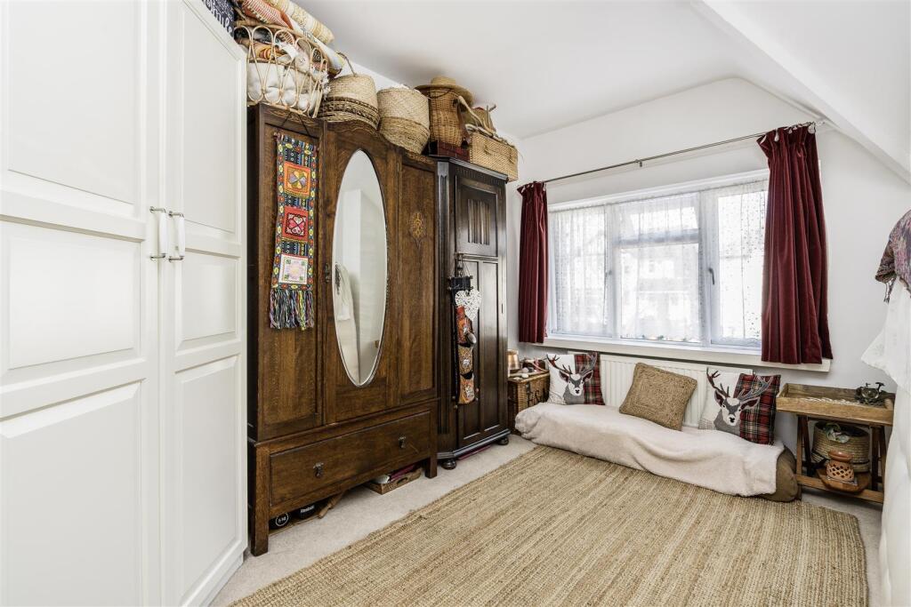 Davidson Frost-Wellings, DFW, Long Elmes, Bedroom.