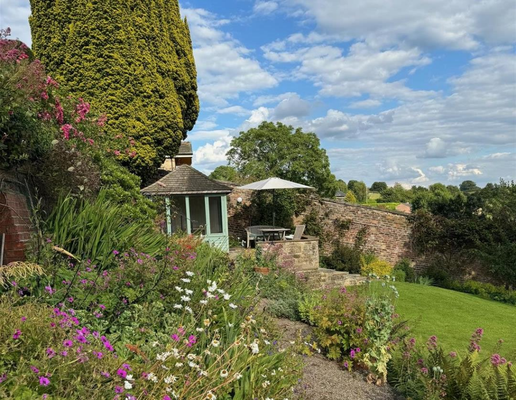 summer house