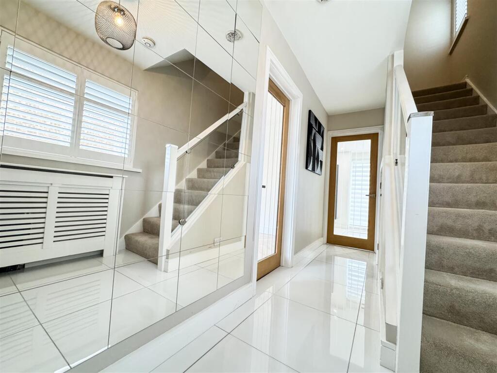 ENTRANCE HALLWAY