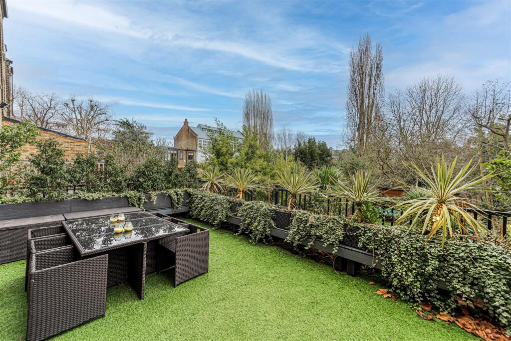 Chalcot Gardens 4A-3-Edit.jpg