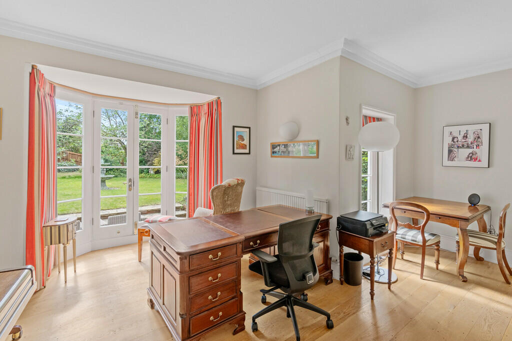 ArlingtonHouse-00...