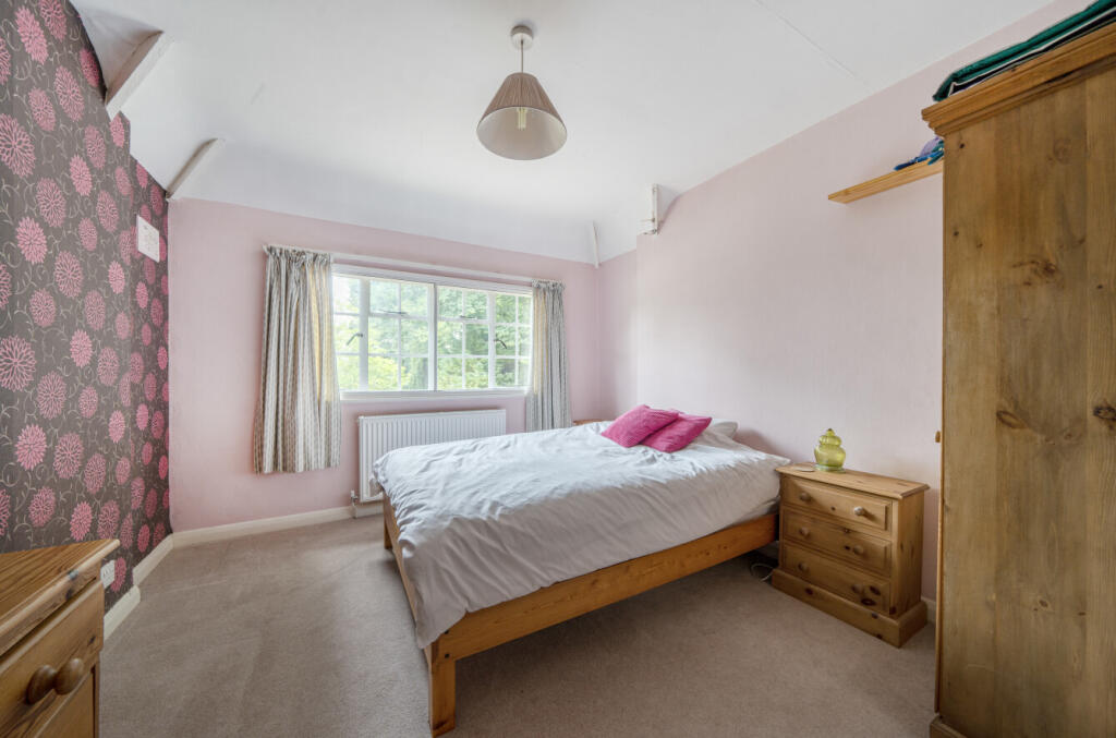 1327358-6-6878e7c...