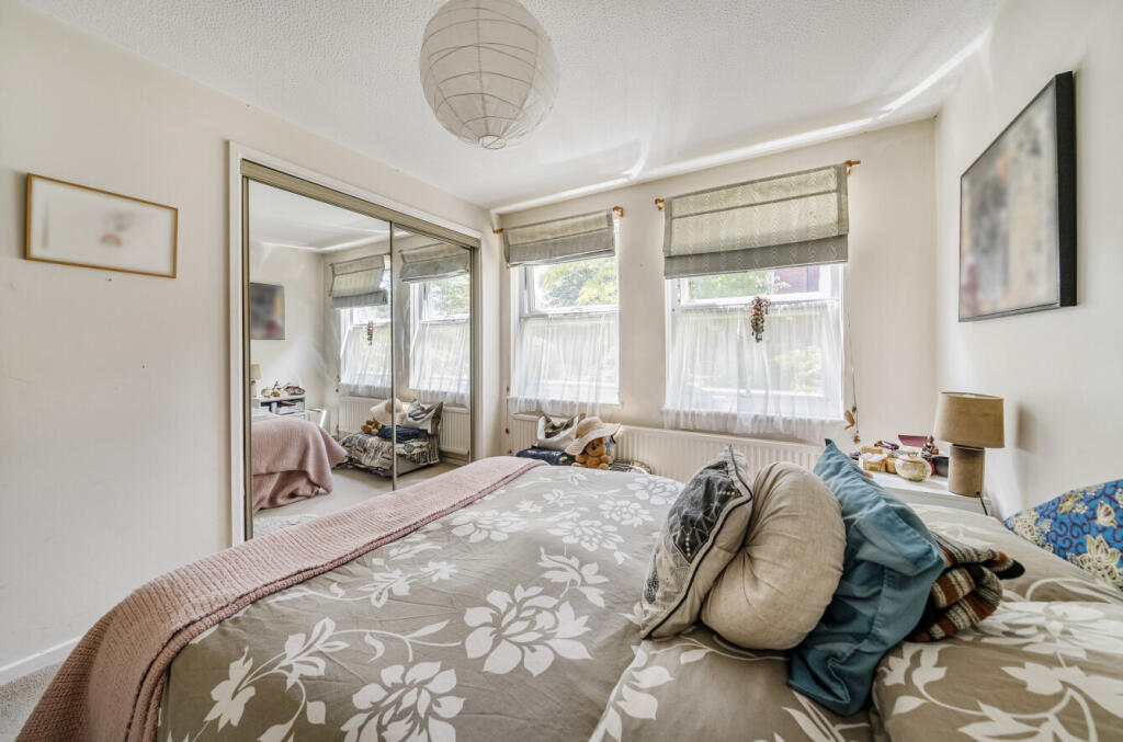 1319966-2-686d037...