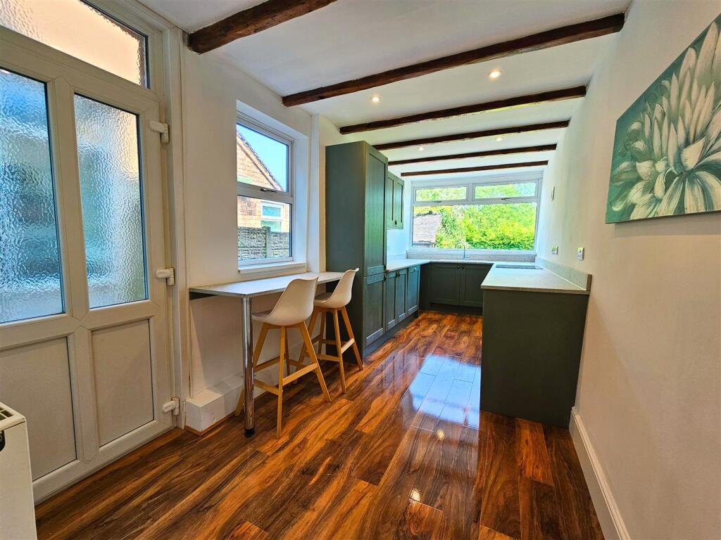 Cross Street (9).jpg