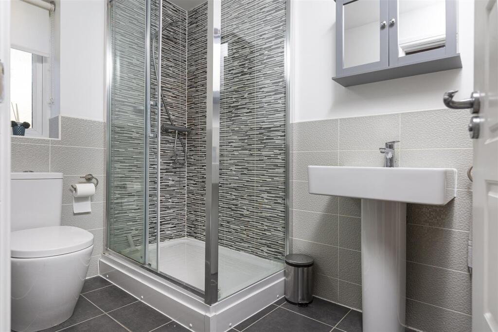Bramleys Estate Agents - Wadsworth Fold - Lindley 