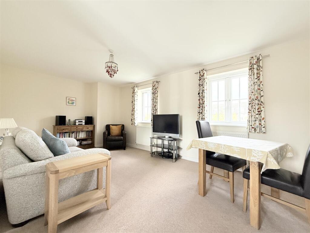 Open Plan Kitchen, Dining, Lounge