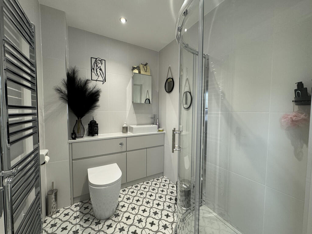 ensuite bed1