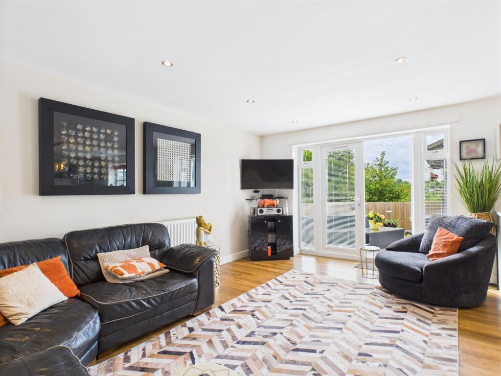 Kitchen/Diner/Family