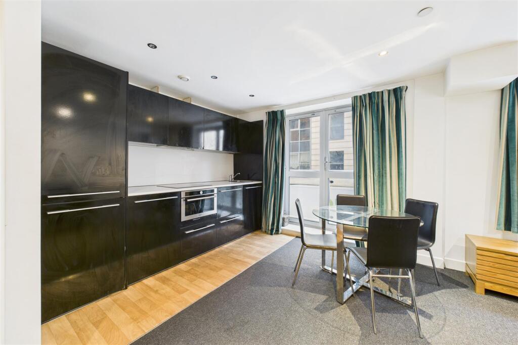 104 Marsh House, Marsh Street, City Centre, Bristo