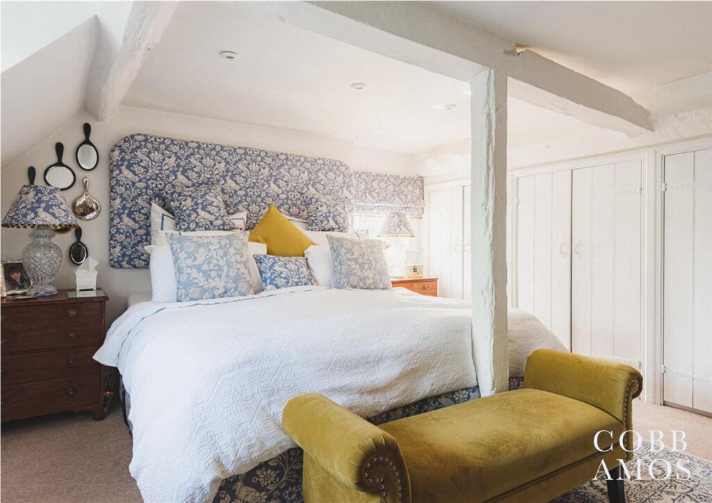 Brick Corner House 135.jpg